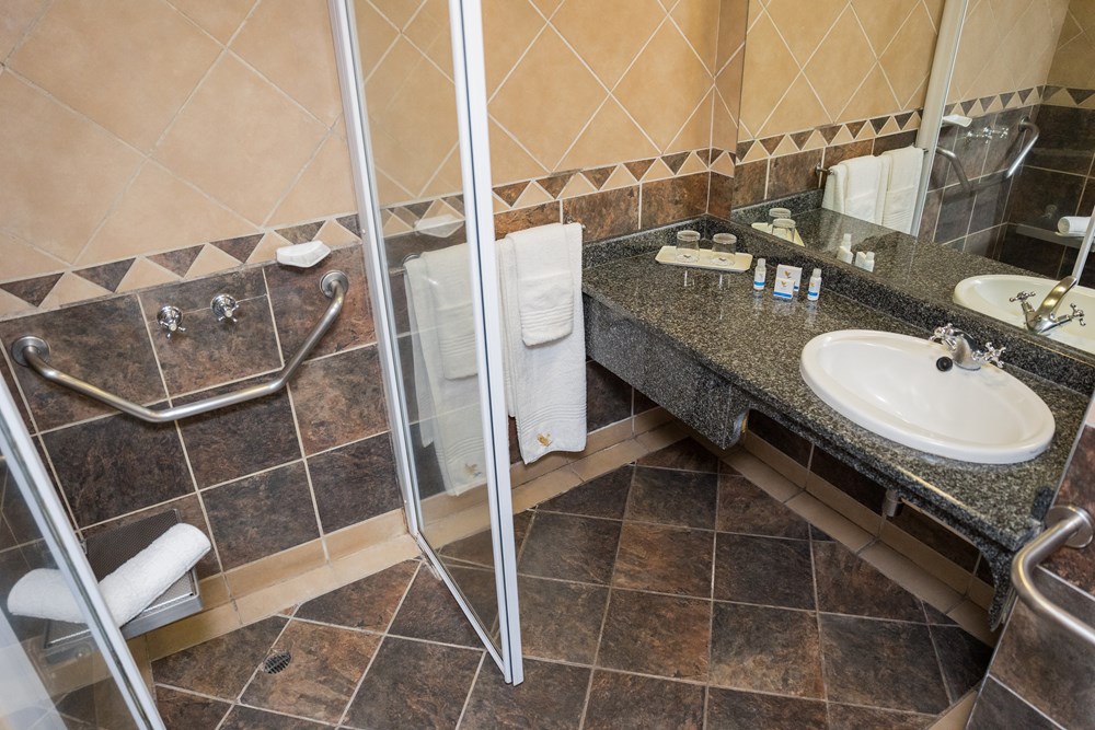 Warmbaths, A Forever Resort: 4-Sleeper Hotel Room. Wheelchair Friendly